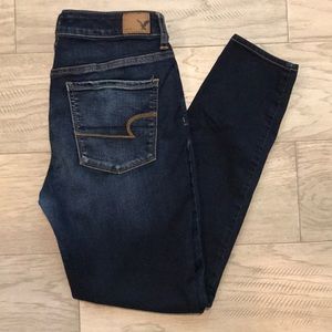 AMERICAN EAGLE High-Rise Jegging Jeans